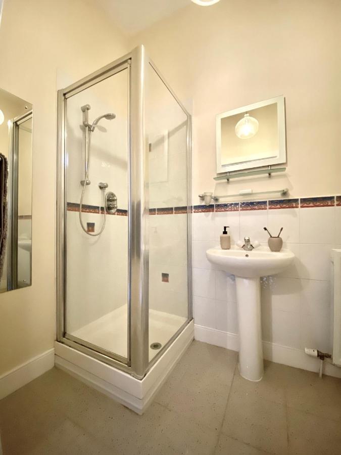 Serviced Accommodation Moray Lesmurdie House, Elgin - Free Parking, Free Wifi Экстерьер фото